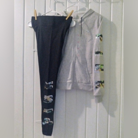 vs PINK bling CAMO set-both small and NEW - Picture 1 of 8